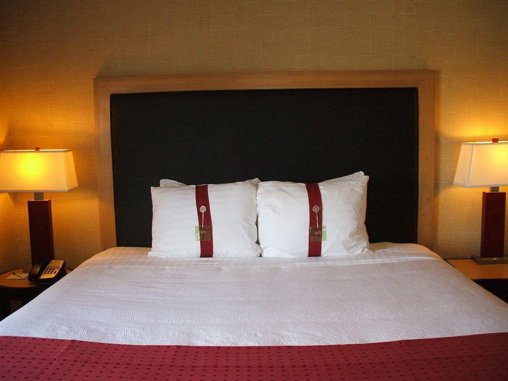 Holiday Inn Boise Airport By Ihg Номер фото