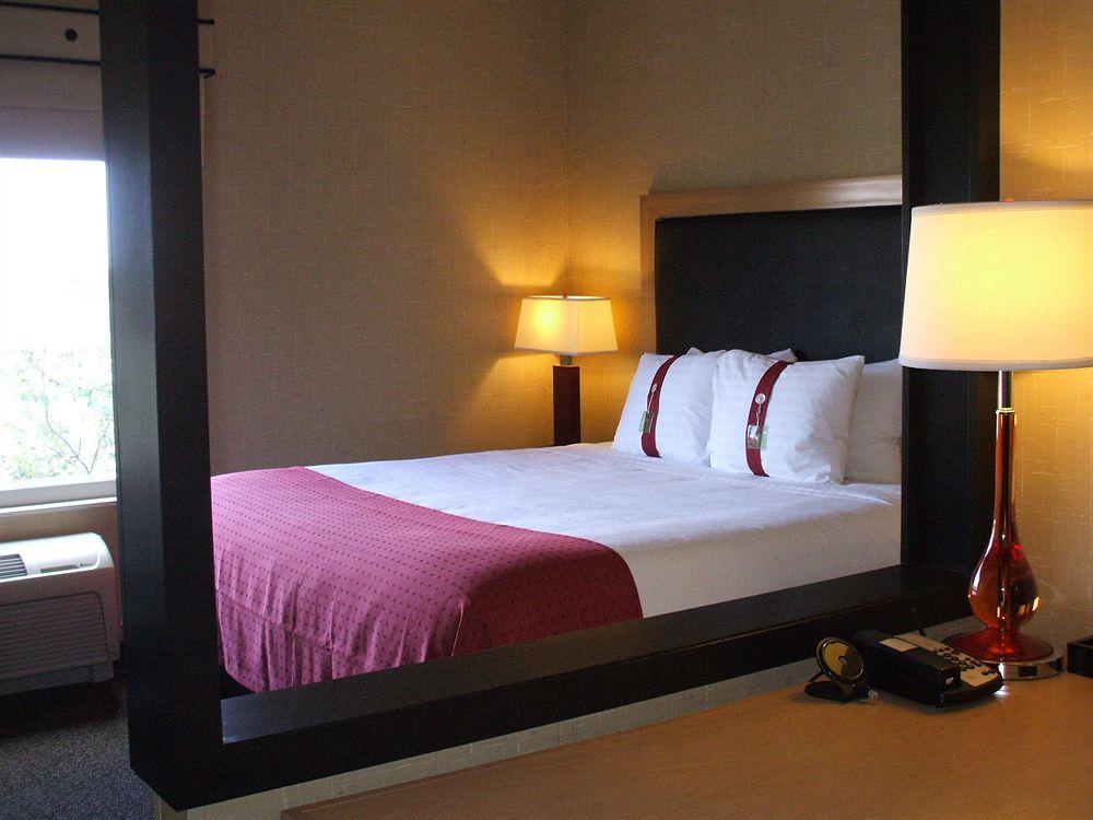 Holiday Inn Boise Airport By Ihg Номер фото